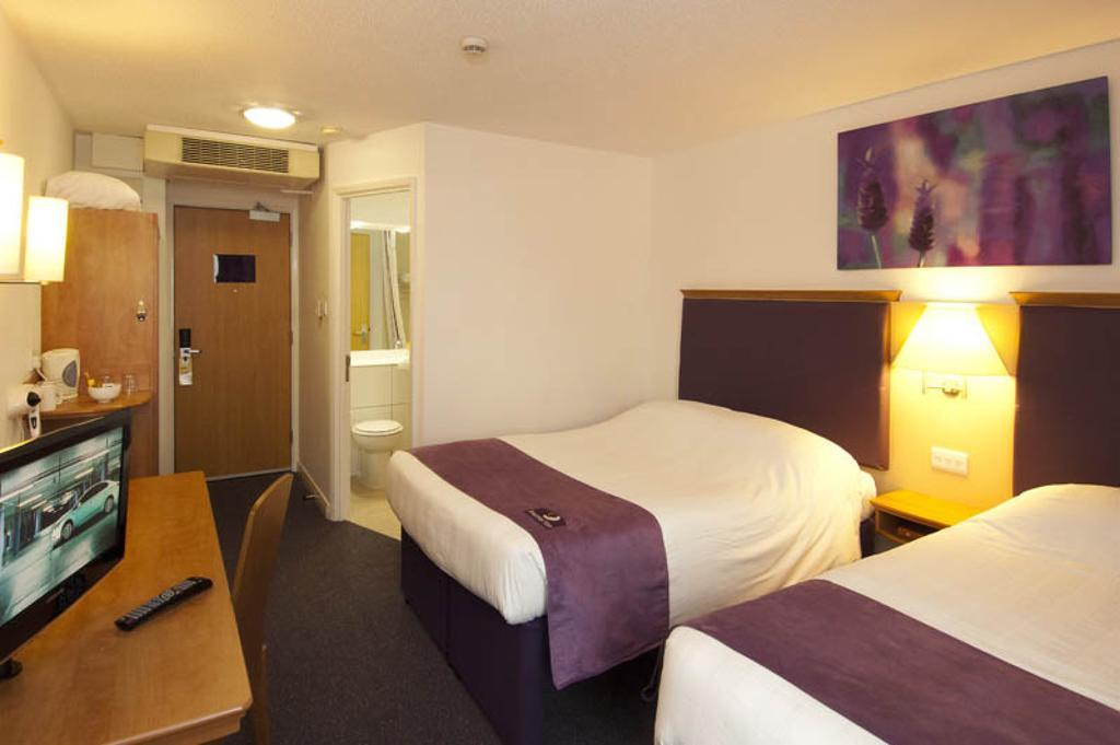 Premier Inn Manchester Airport Runger Lane South Kamer foto